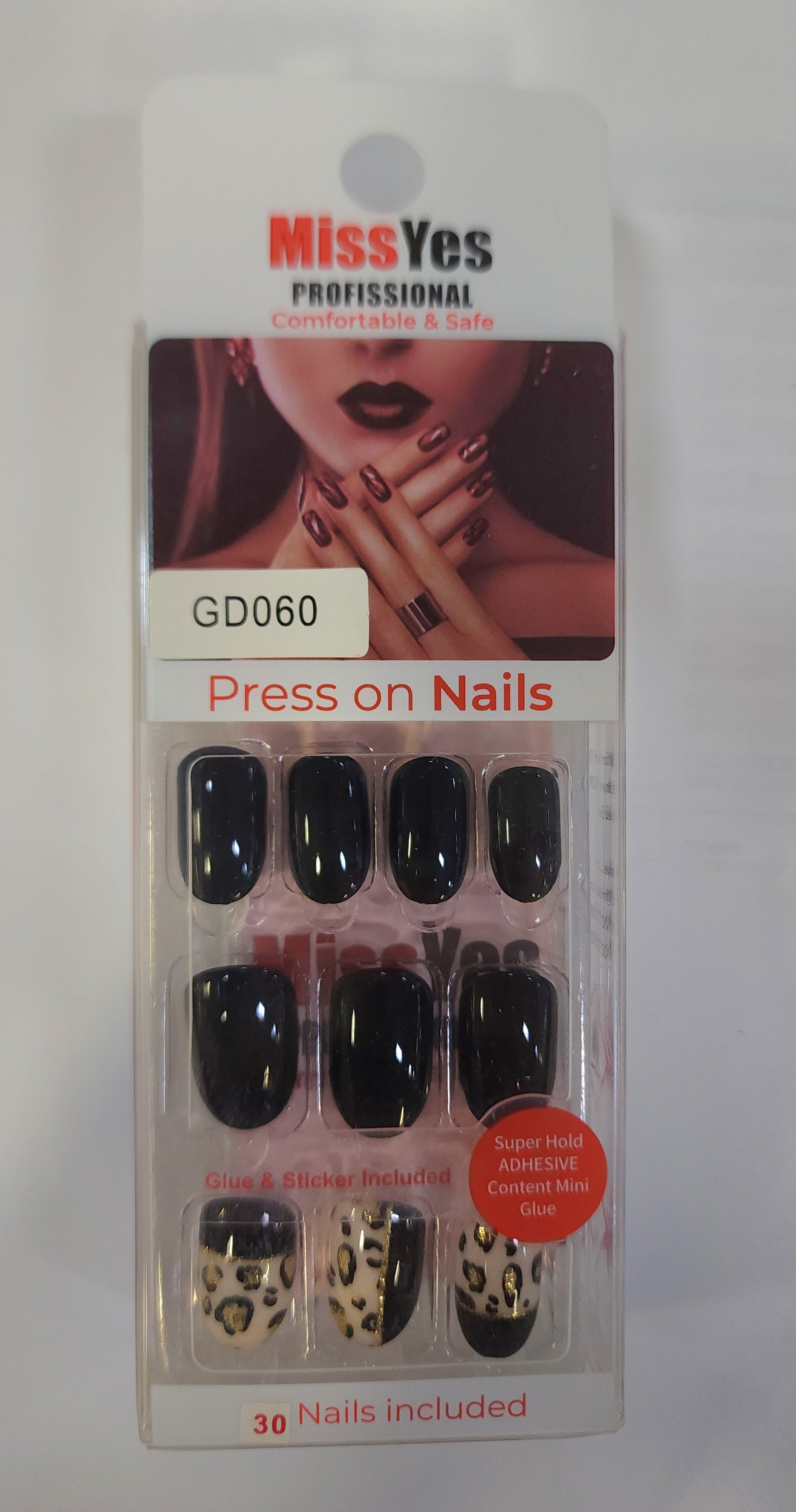 Miss Yes Press On Nails GD060