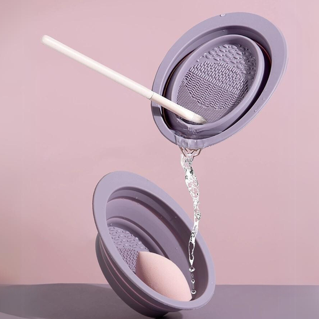 UNIQUAN Foldable Silicone Makeup Brush Cleaning Bowl (2 Colors)