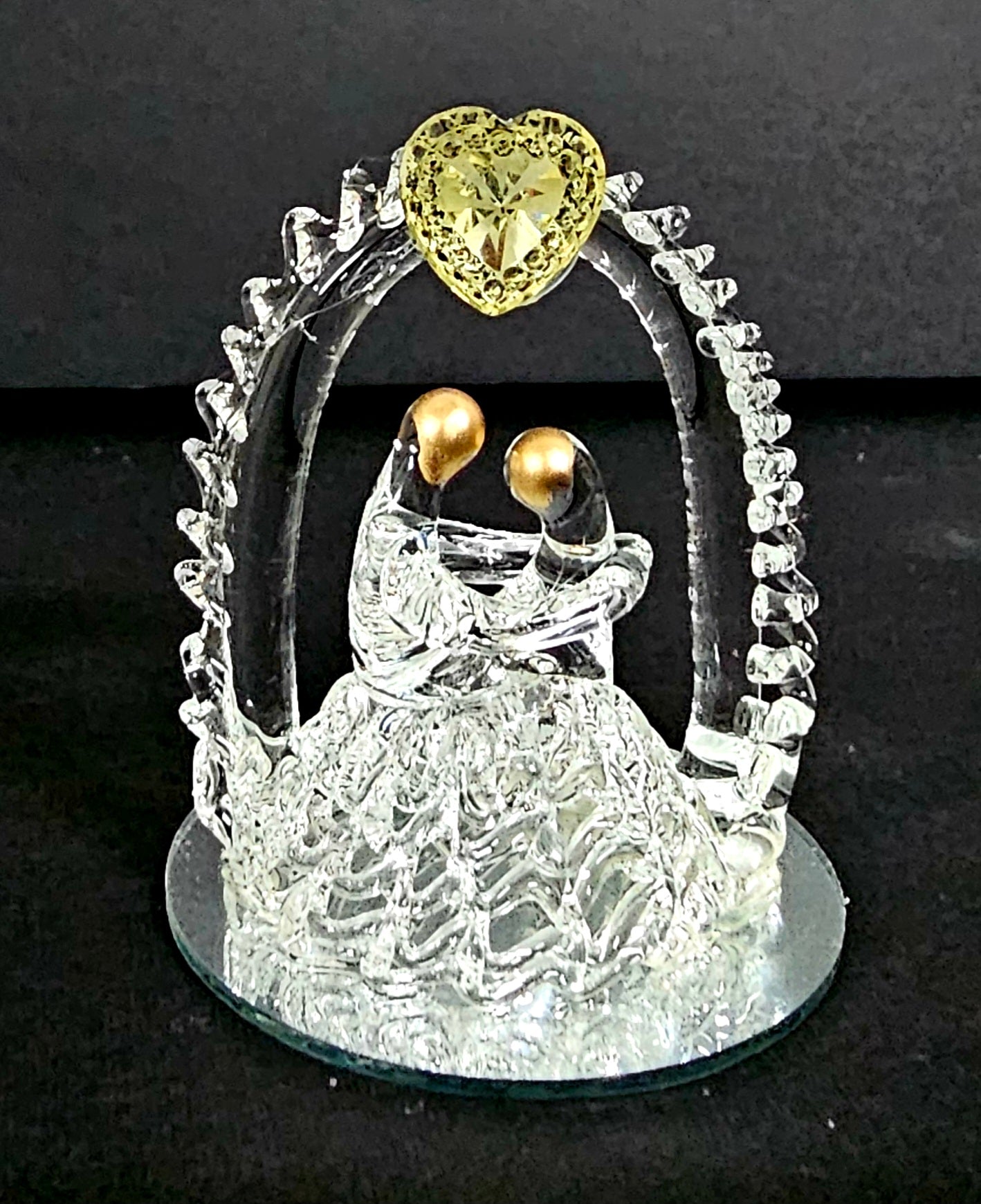 Crystal Figurines - Couple Under Gold Arch