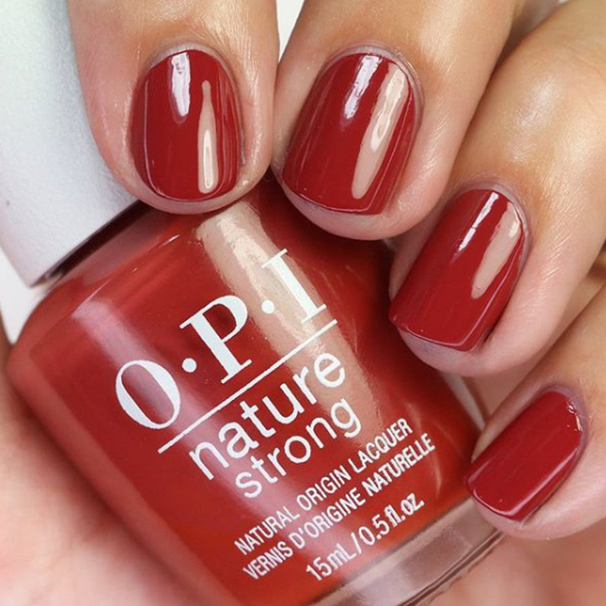 OPI Nature Strong 15ml - Give a Garnet