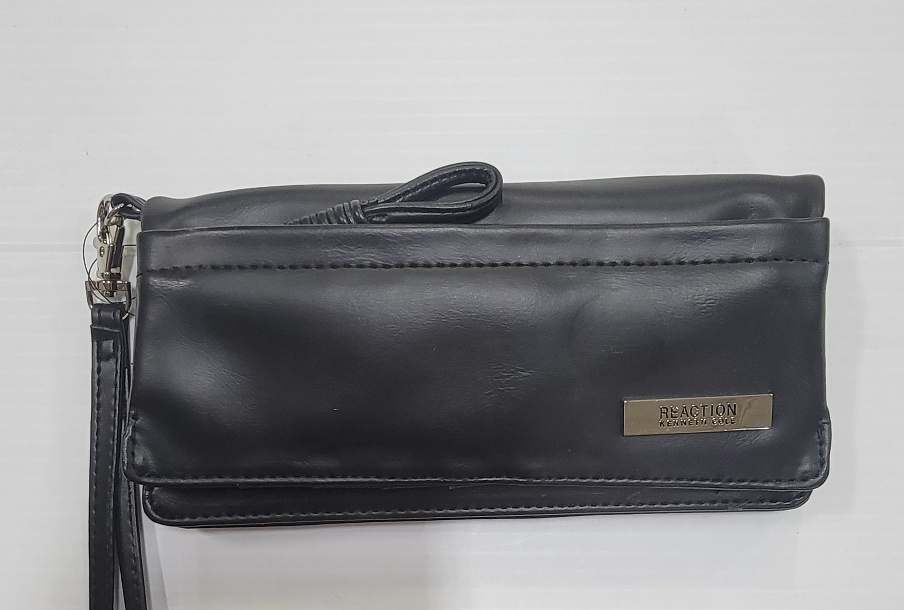 Kenneth Cole Reaction Ladies Wallet