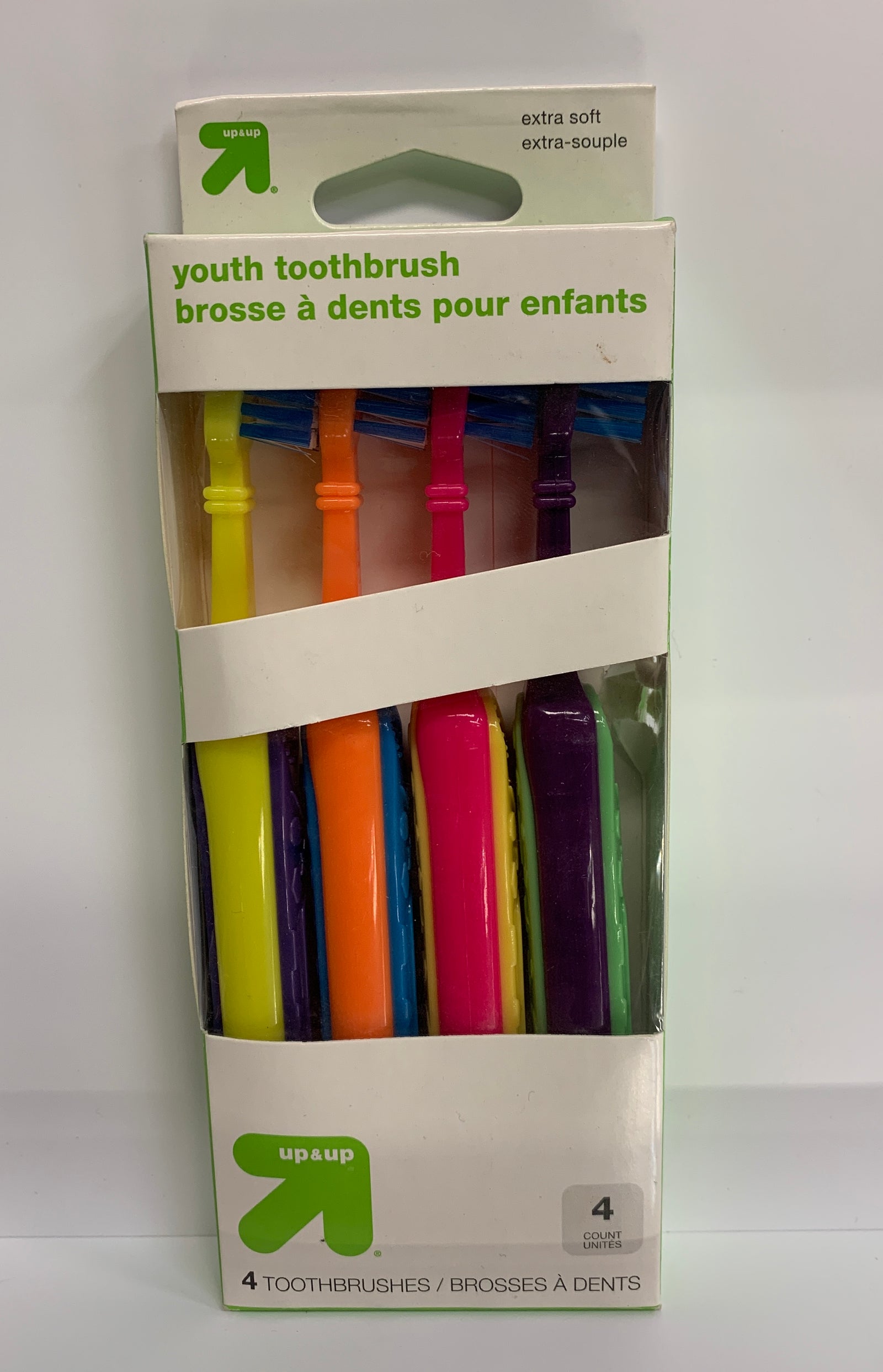 Up&Up Youth Toothbrush 4 Pack